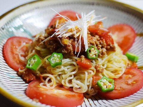 さっぱり旨辛！トマトジャージャー麺